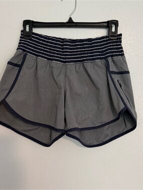 Lululemon Run Tracker Short II